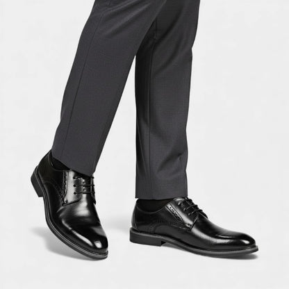 Men’s Synthetic Oxford Shoes With Closed Lacing