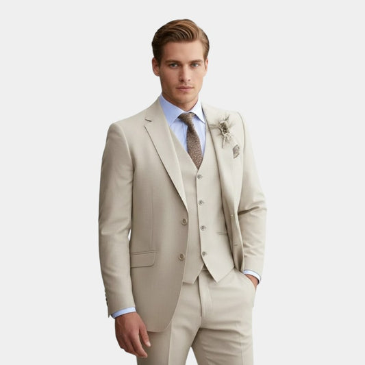 Men’s Three Piece Suit With Waistcoat Detail