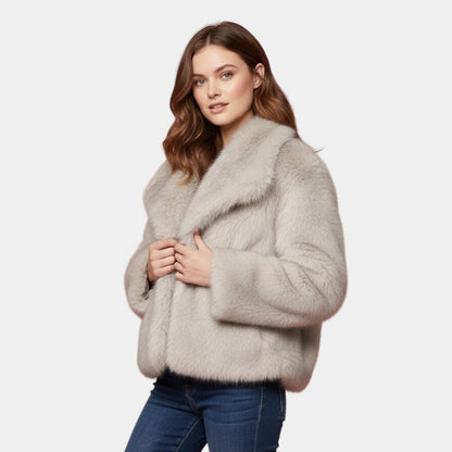 Women’s Faux Fur Jacket With Wide Collar