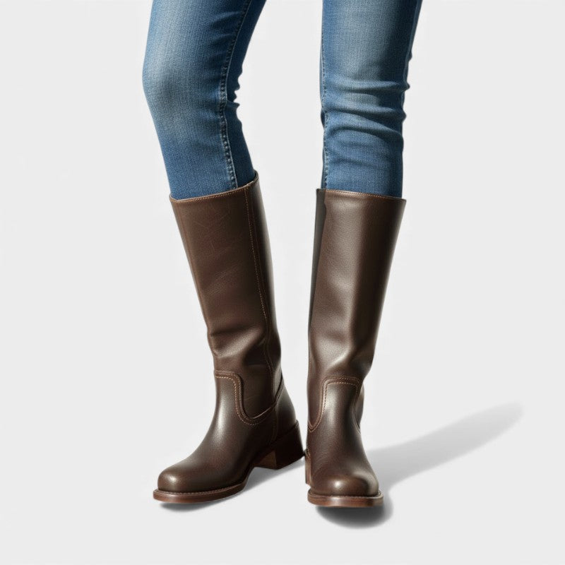 Women’s Knee High Boots With Stacked Heel and Round Toe